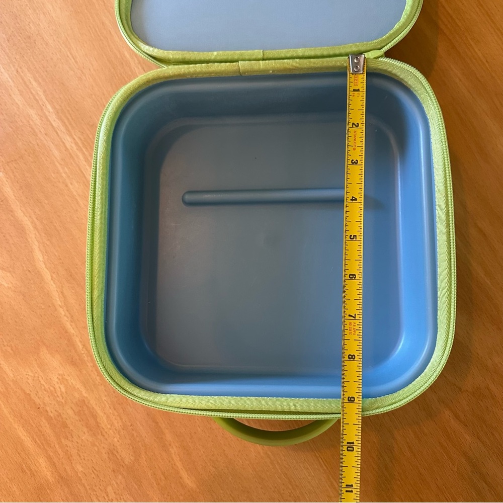 Hydro Flask Insulated Lunch Box - Picture 4 of 6